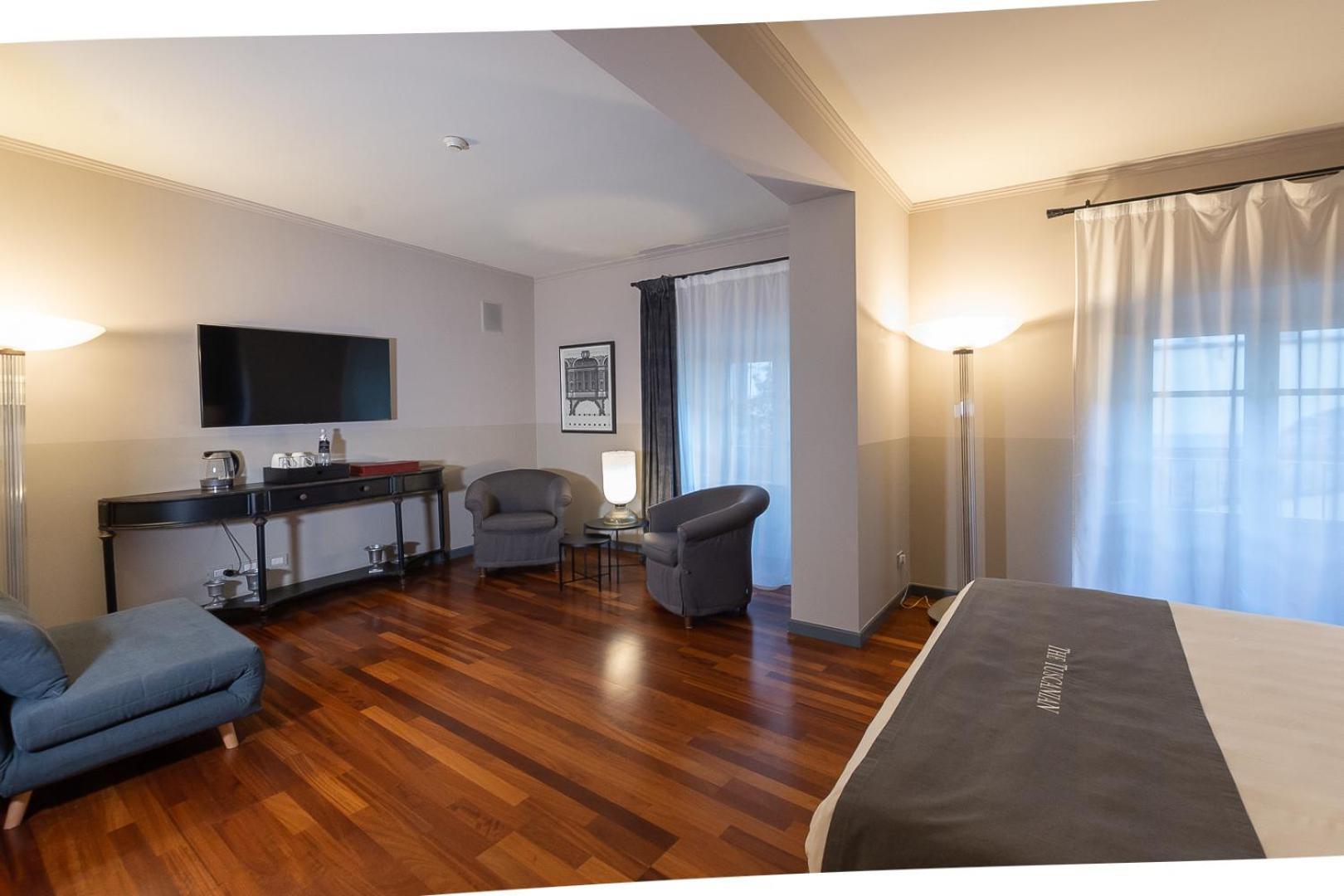 The Tuscanian Hotel Лука Стая снимка